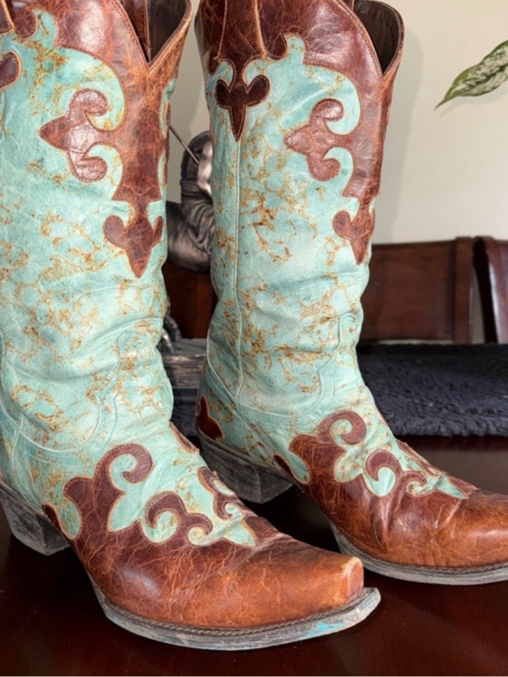 LANE DAWSON Women's Turquoise and Brown Western Cowboy Boots EUC sz 9.5